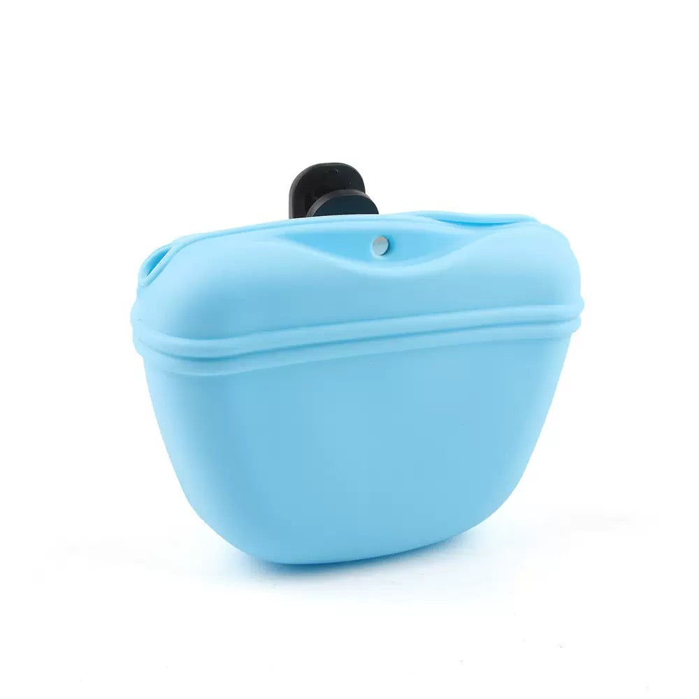 Silicone Magnetic Dog Treat Pouch