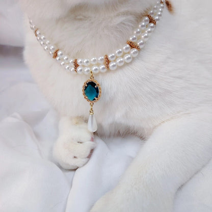 Royal-Inspired Cat Necklace with Jewels