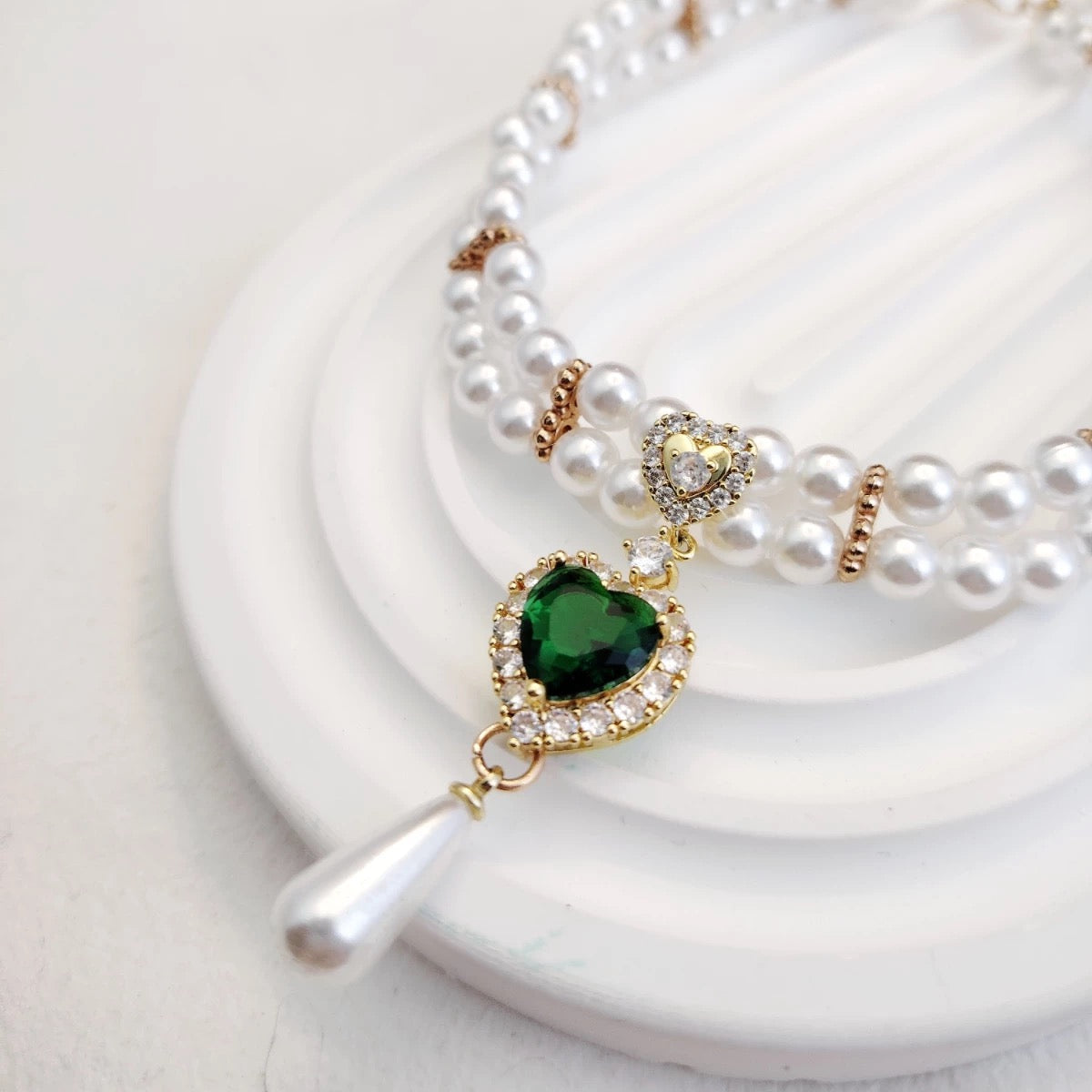 Royal-Inspired Cat Necklace with Jewels