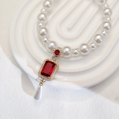 Royal-Inspired Cat Necklace with Jewels